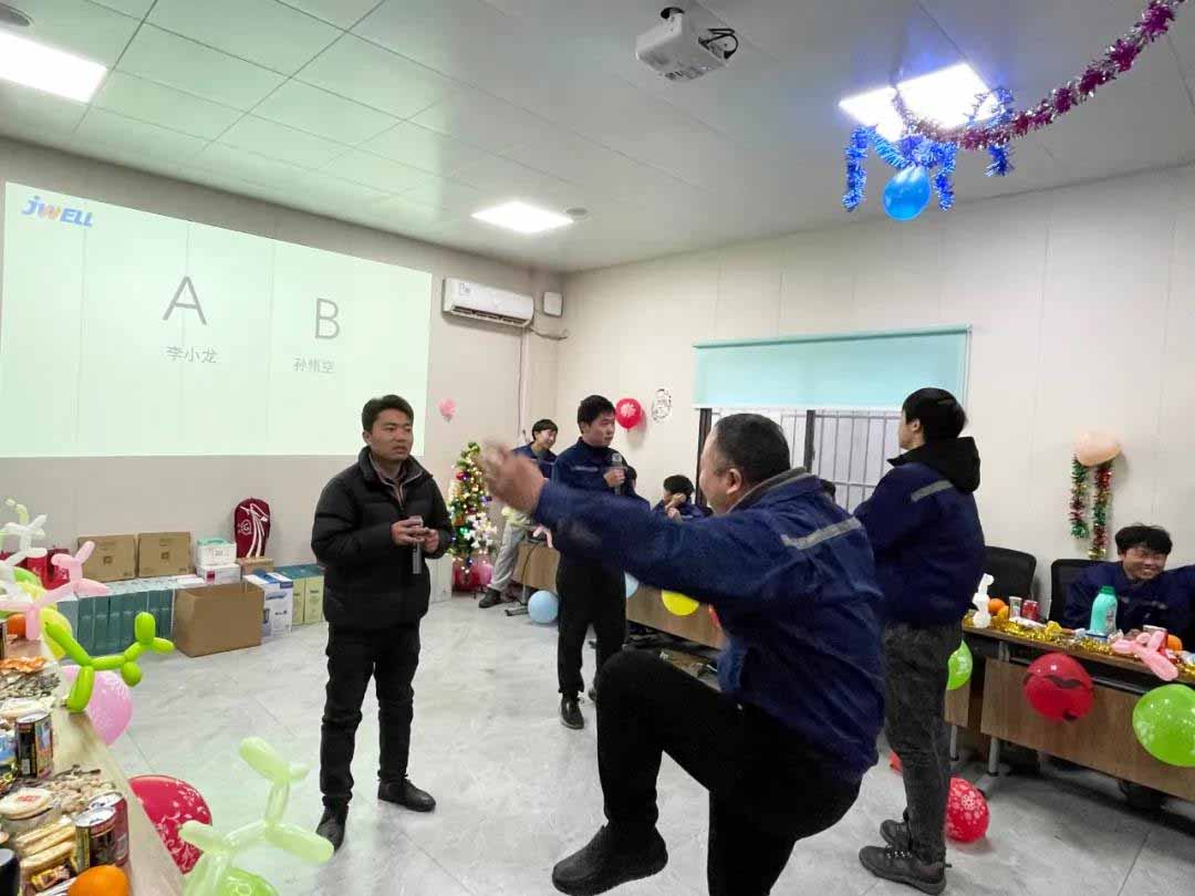 7 7